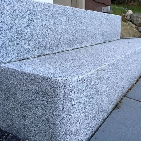 20 x 45 cm Granit-Blockstufen Elena weißgrau